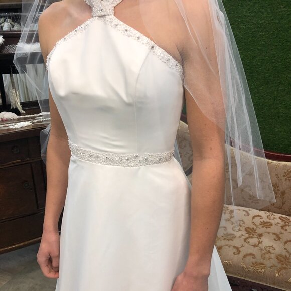 SAMPLE Choker Halter Wedding Dress, White A-Line Sexy, Chiffon Belted Beachy - Picture 5 of 15